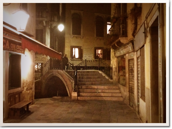 venice old stone bridge